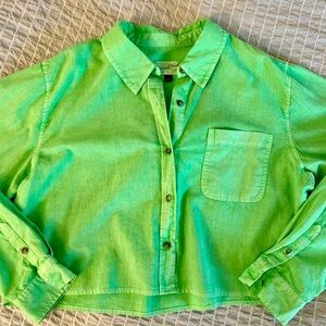 LIKE NEW! Universal Thread Cropped Long Sleeve Collared Bright Green Shirt